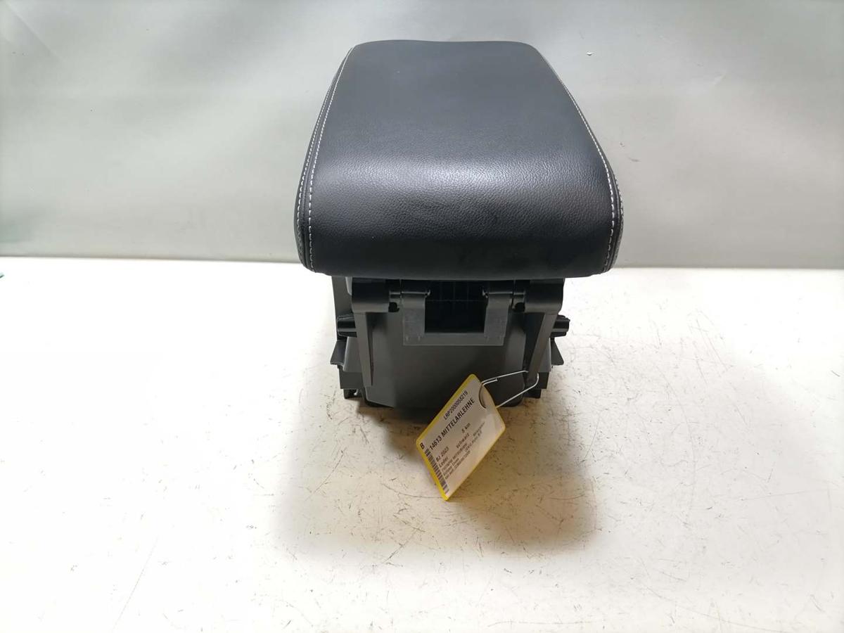 Mitsubishi Eclipse Cross original Mittelarlehen vorn Leder Schwarz Bj.2023